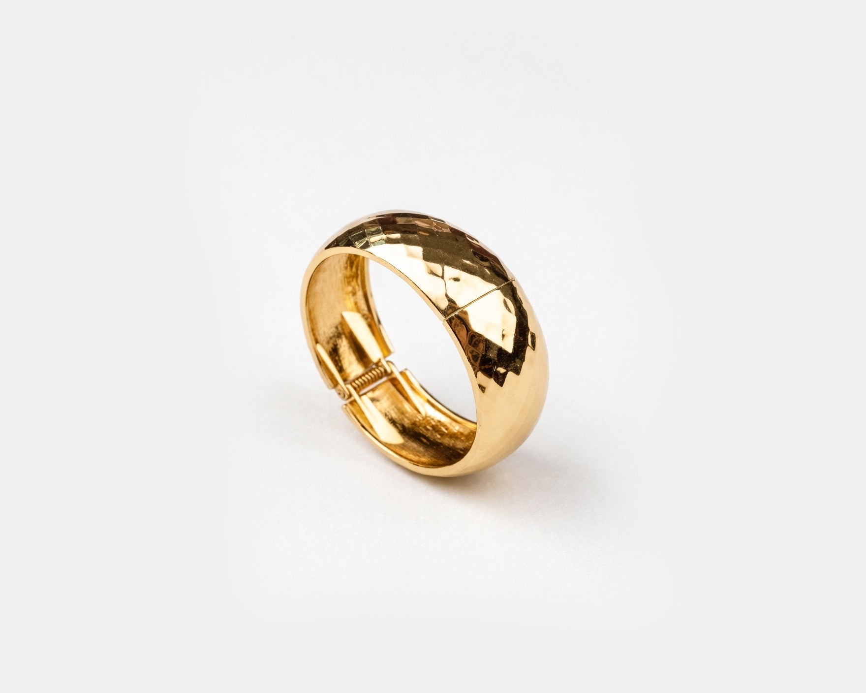 "VIENNA" Luminous Gold Bangle