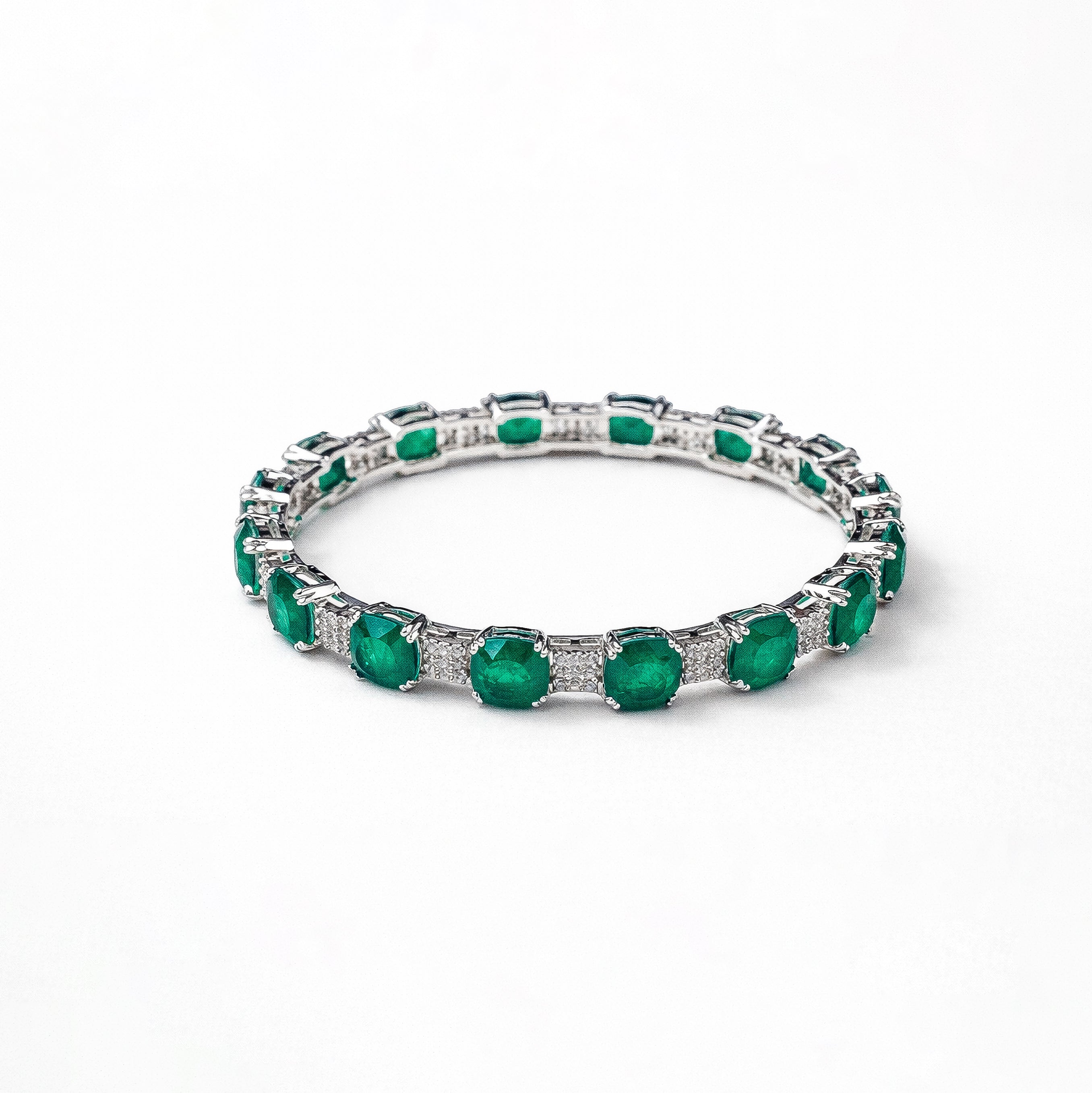 "VIENNA" Royal Emerald Ivy Bangle (1 Piece)