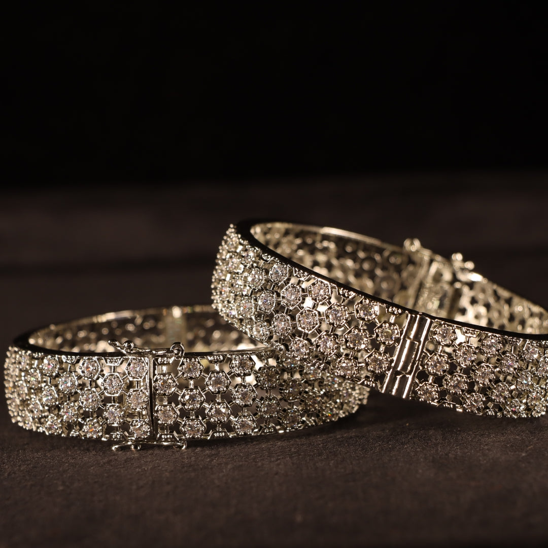 "VIENNA" Diamond Nest Bangle