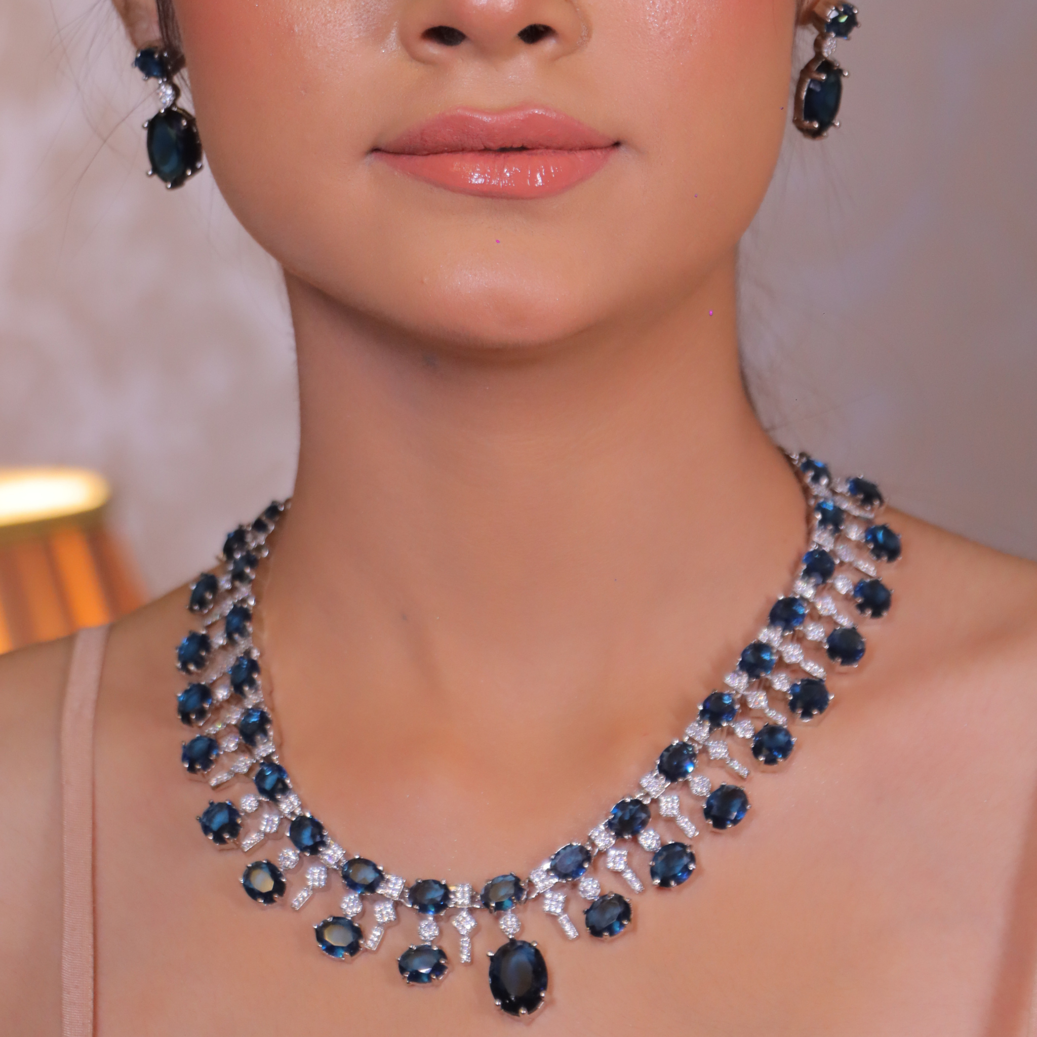 Luxurious blue sapphire and diamond necklace set for engagement