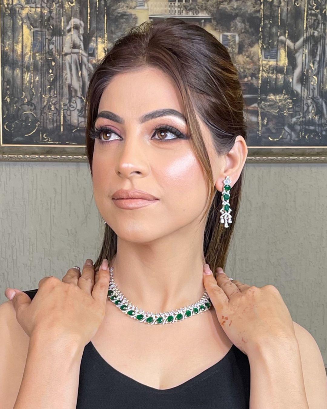 diamond and emerald necklace and earrings set