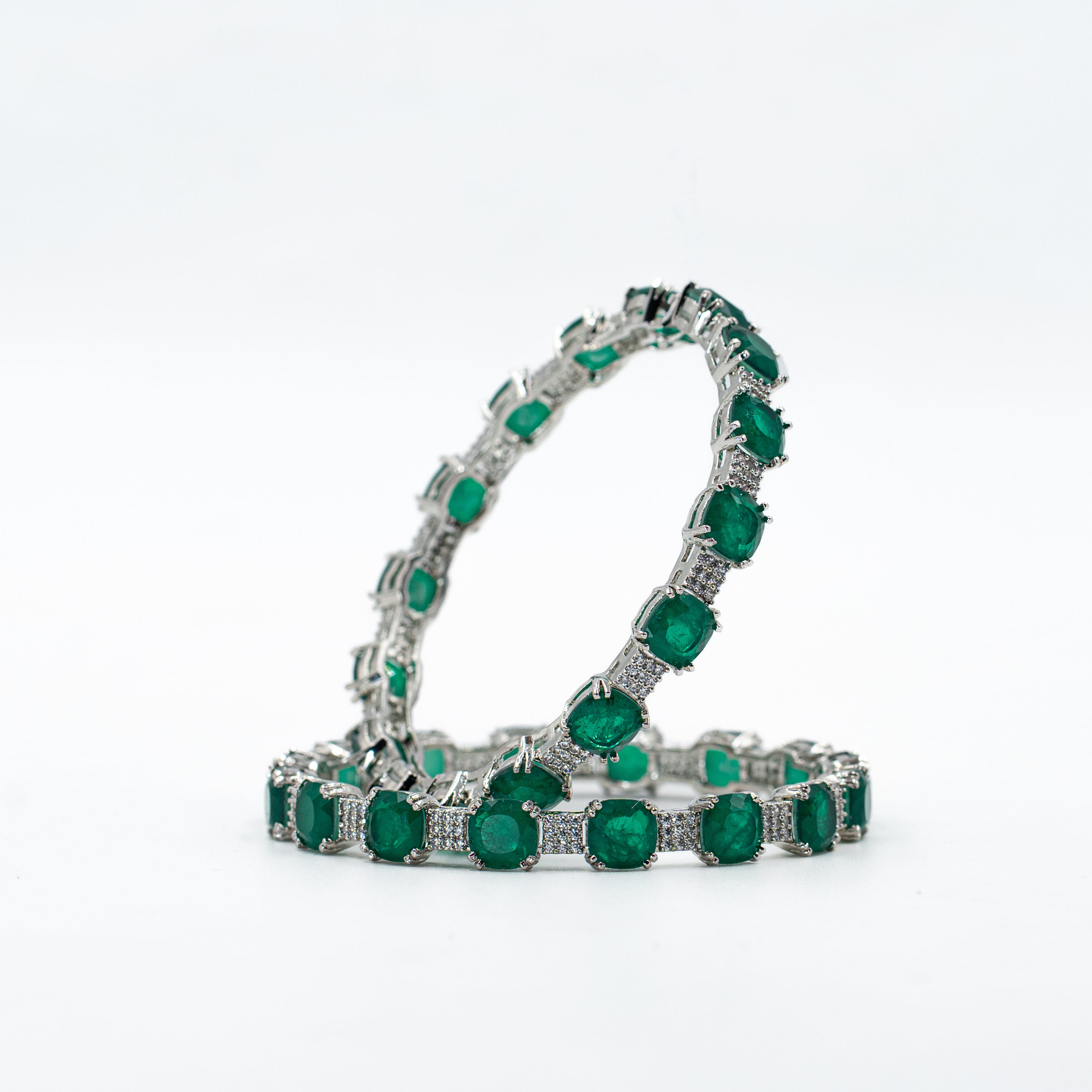 "VIENNA" Royal Emerald Ivy Bangle (1 Piece)