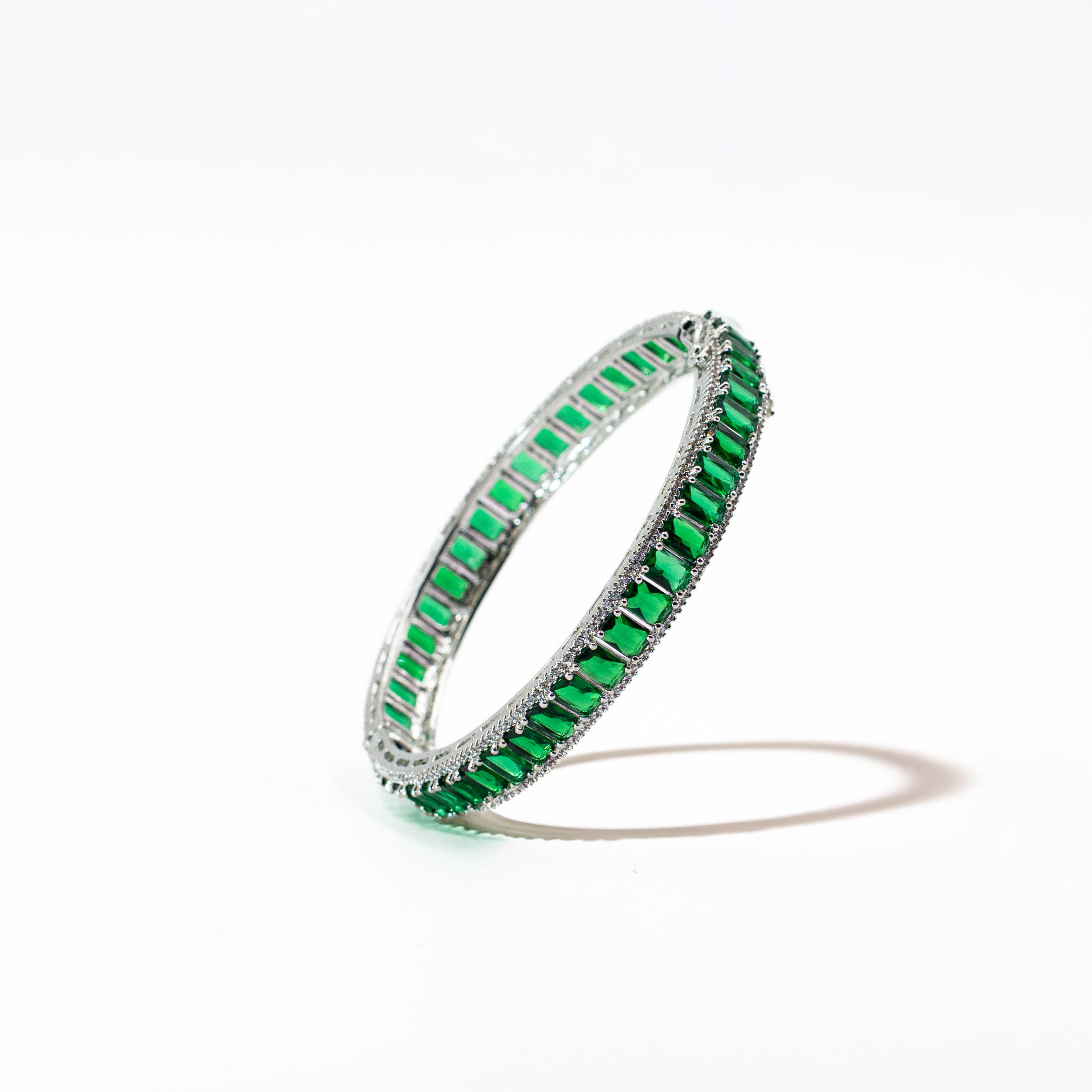 "VIENNA" Regal Emerald Ivy Bangle (1 Piece)