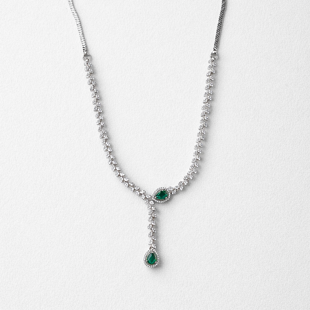 Frost Leaf Diamond Pendant Set