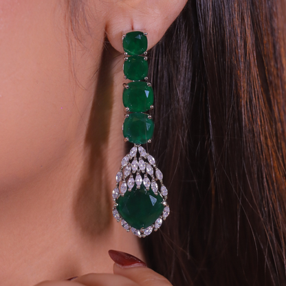 "DMONDE" Boutique Emerald Diamond Necklace Set