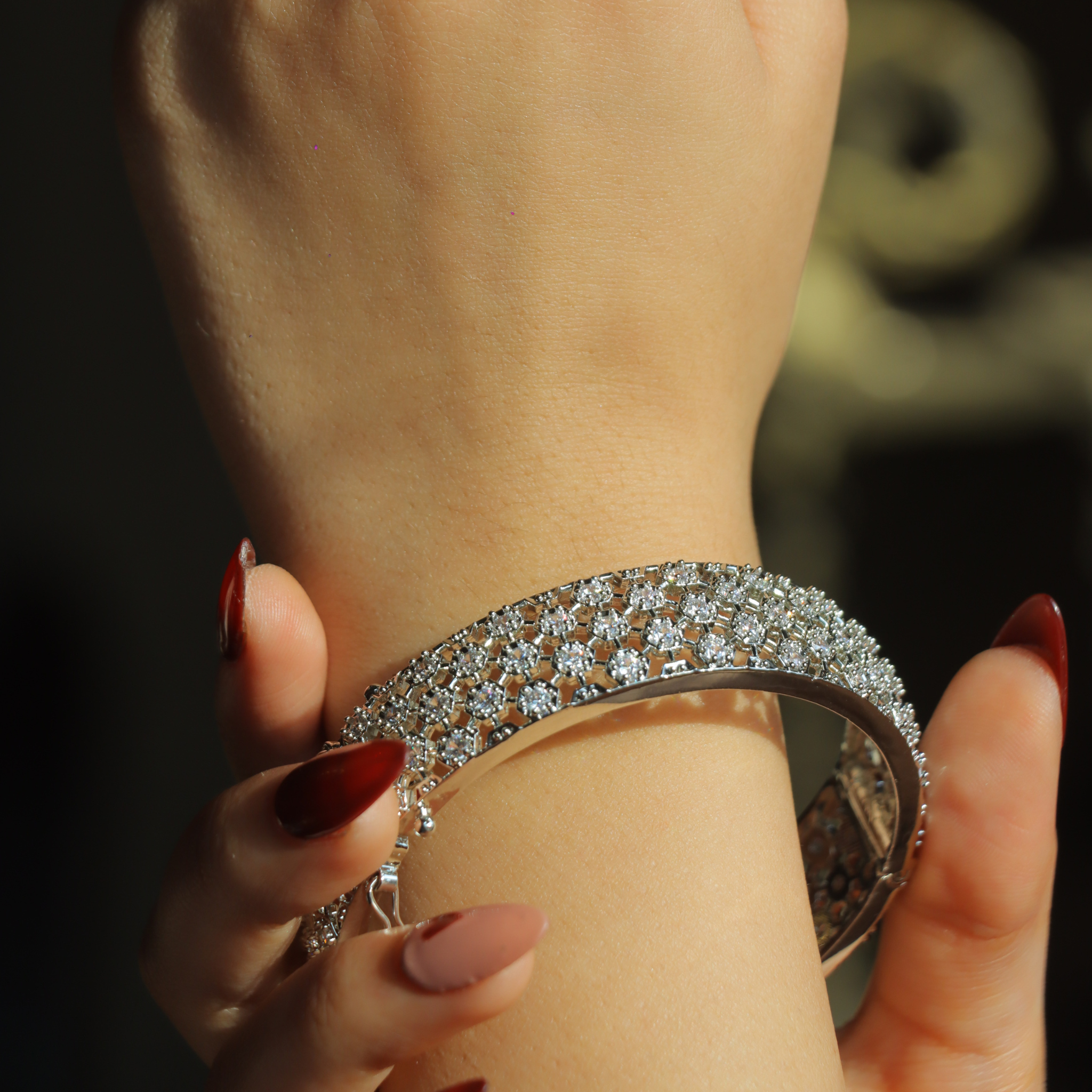 "VIENNA" Diamond Nest Bangle