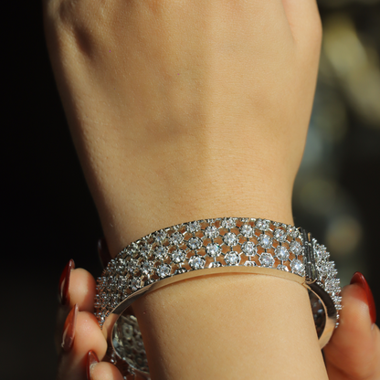 "VIENNA" Diamond Nest Bangle