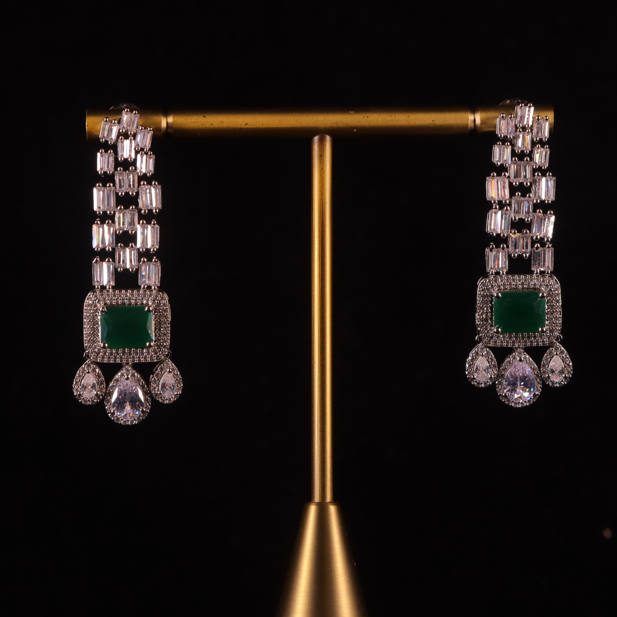 "AMARA" Frost Ivy Earrings