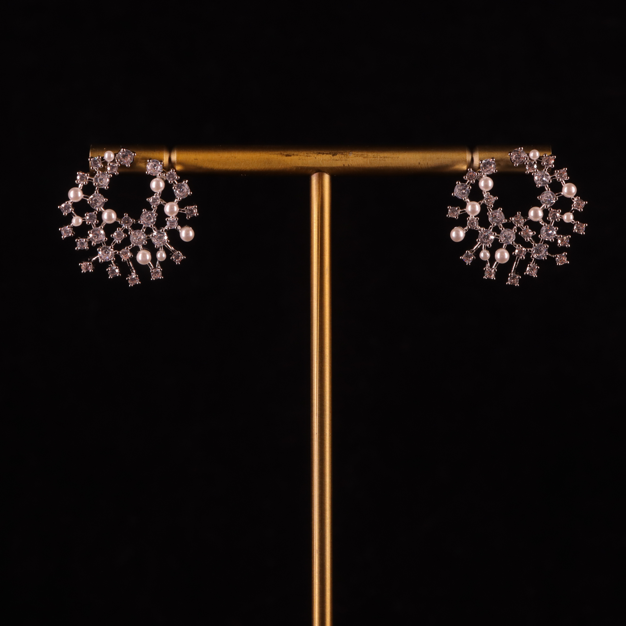 "AMARA" Frost Flake Earrings