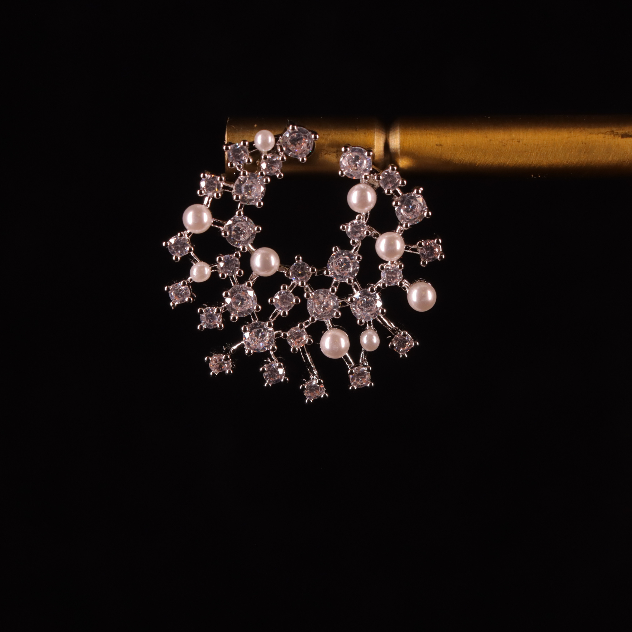 "AMARA" Frost Flake Earrings