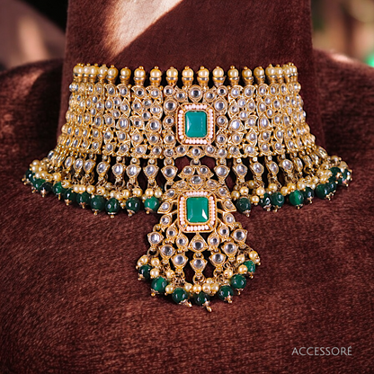 "AMIRA" Regal Emerald Kundan Choker Set