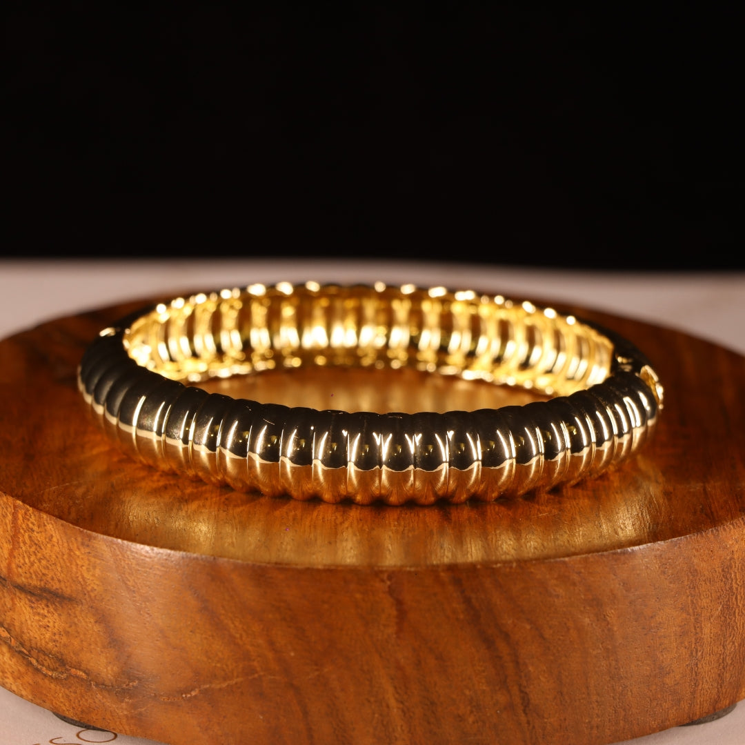 "VIENNA" Gold Imperial Bangle