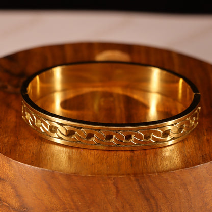 "VIENNA" Gold Mesh Bangle