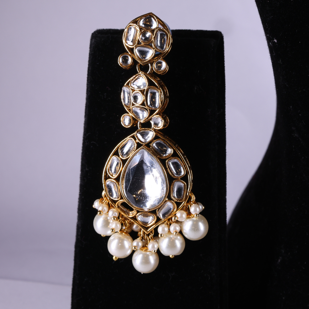 "AMIRA" Ivory Pearl Kundan Necklace Set