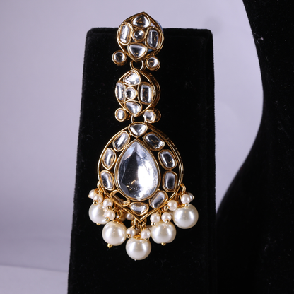 "AMIRA" Ivory Pearl Kundan Necklace Set