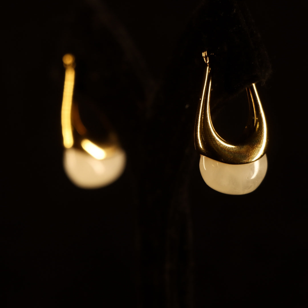 "VIENNA" Moonstone Silk Earrings