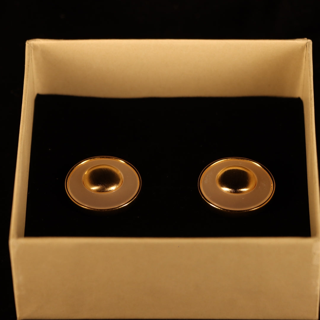 "VIENNA" Shell Gold Earrings