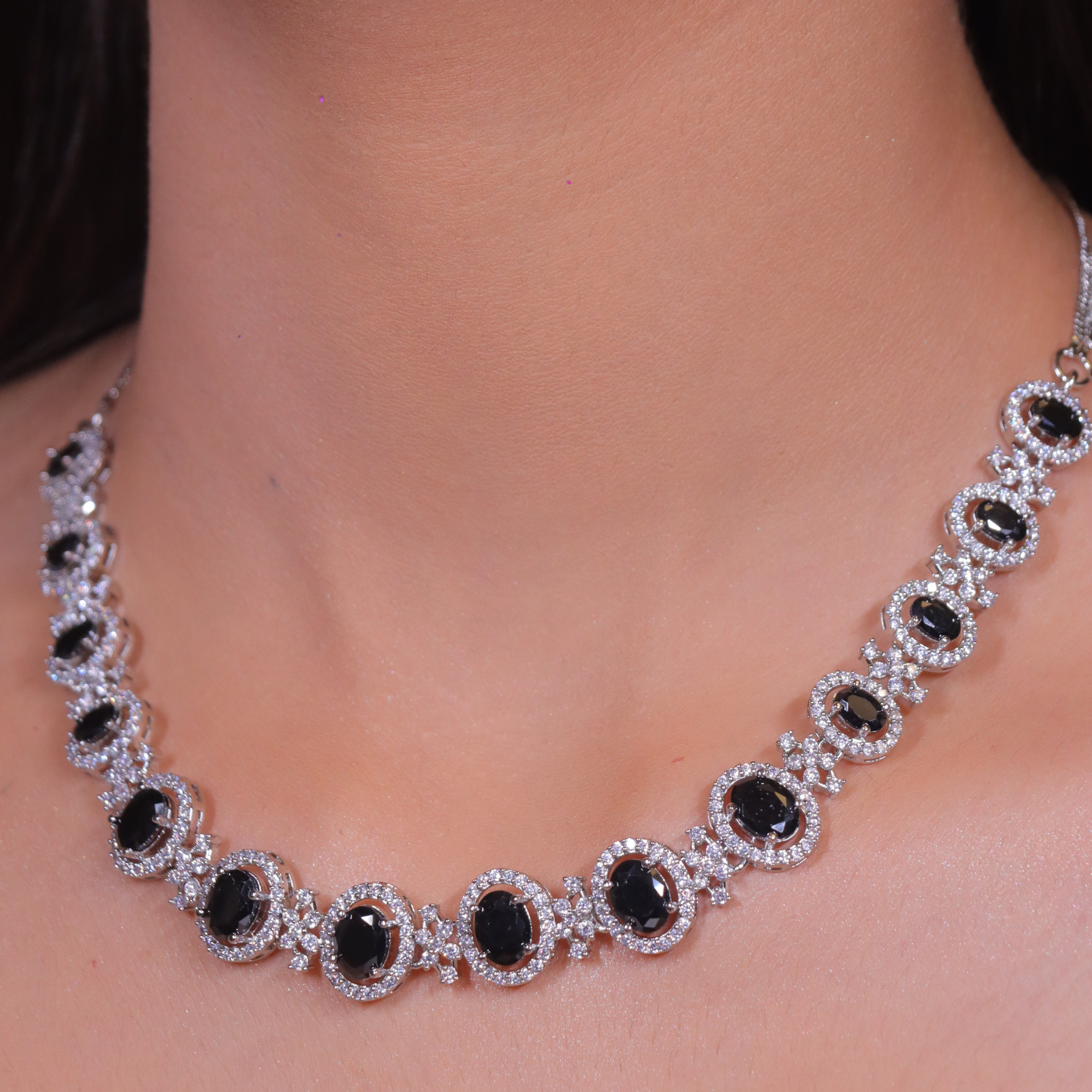 "DMONDE" Frost Twilight Diamond Necklace Set