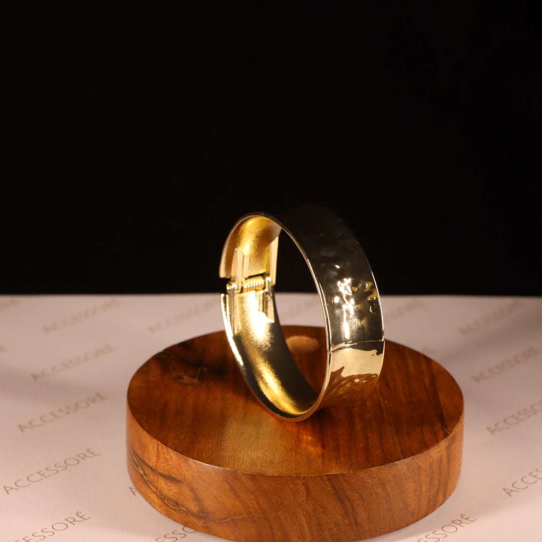 "VIENNA" Gold Horizon Bangle