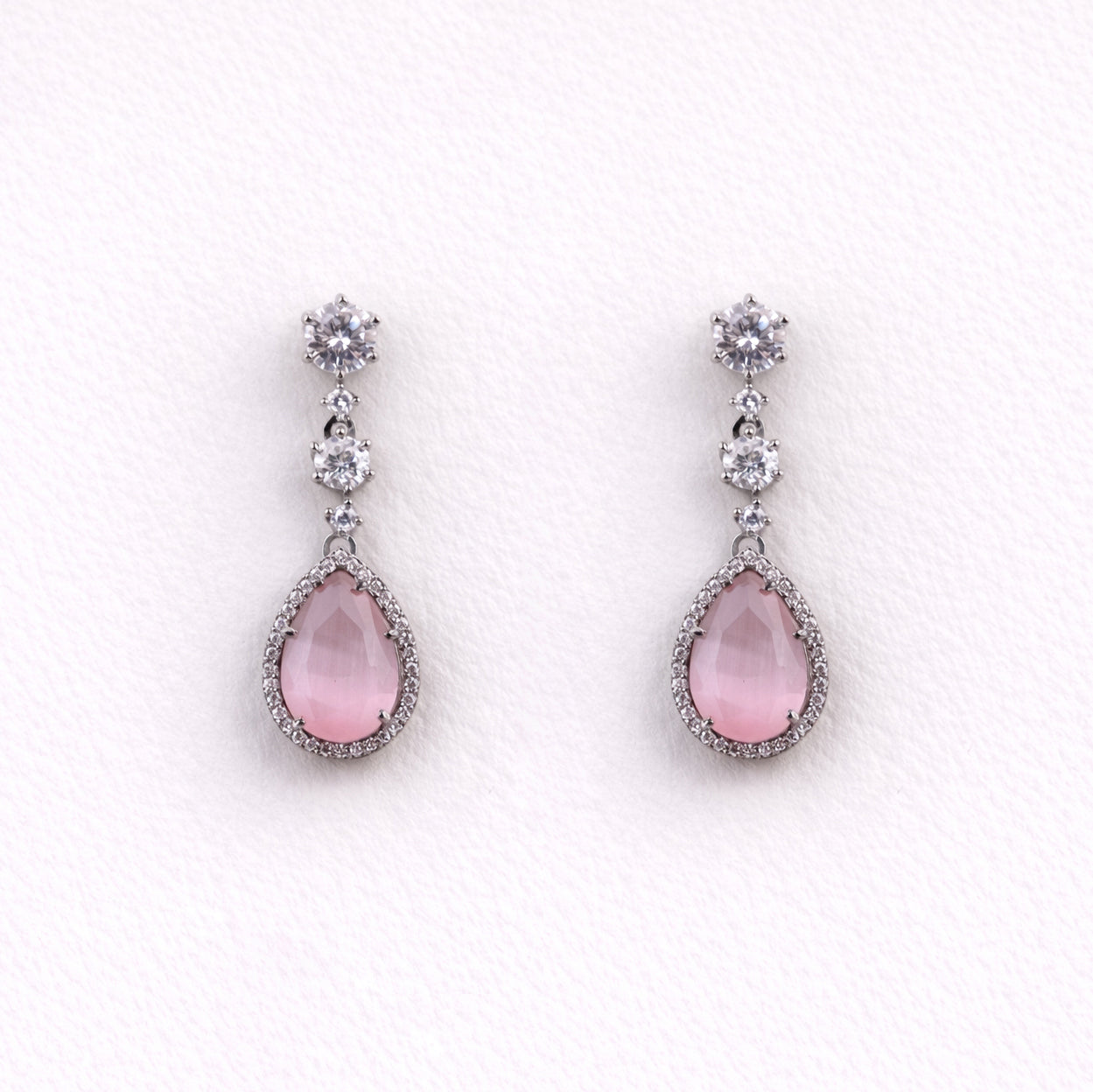 "DMONDE" Baby Pink Drop Diamond Necklace Set