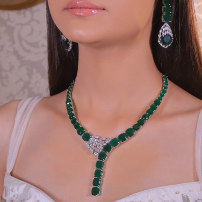 "DMONDE" Boutique Emerald Diamond Necklace Set