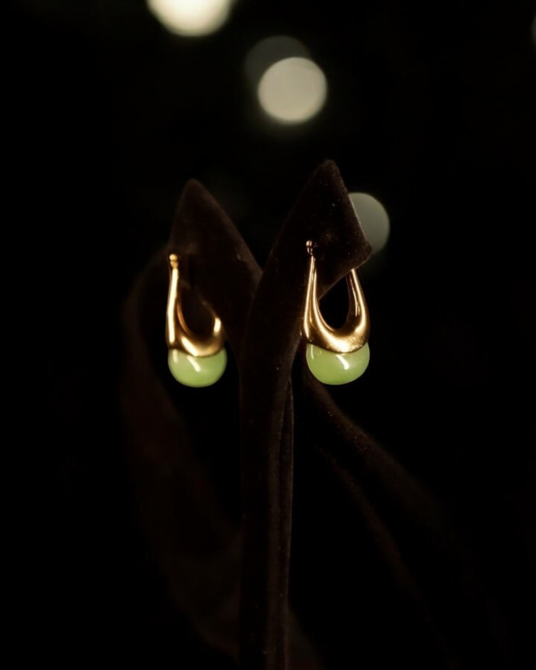 "VIENNA" Pine Moonstone Earrings