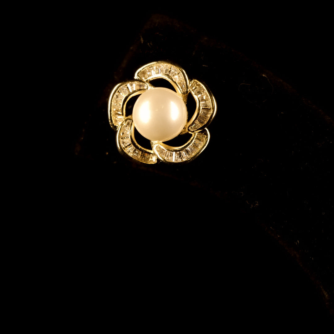 "VIENNA" Pearl Ivory Earrings
