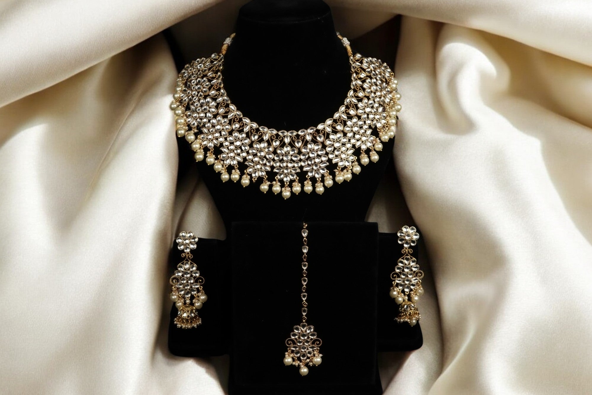 "AMIRA" Chrome Yellow Kundan Set