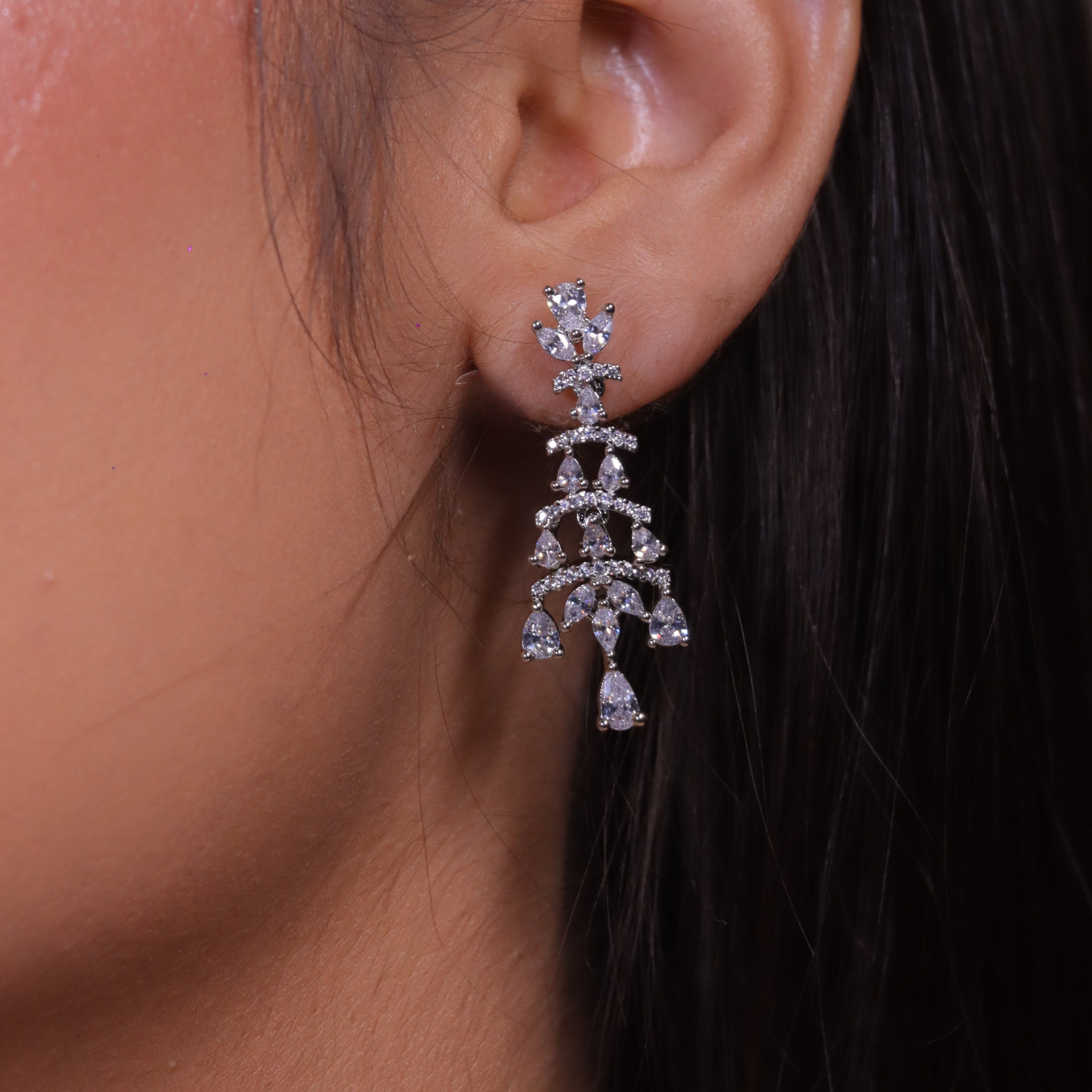 "DMONDE" Dazzling Diamond Necklace Set