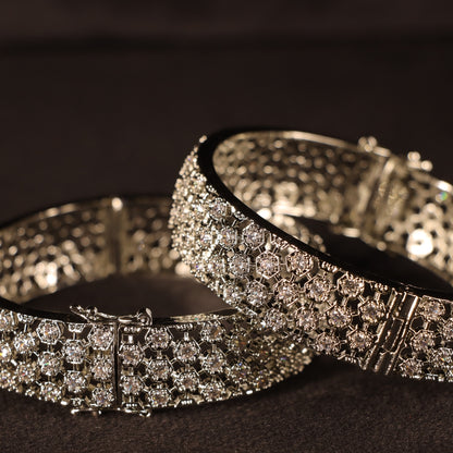 "VIENNA" Diamond Nest Bangle