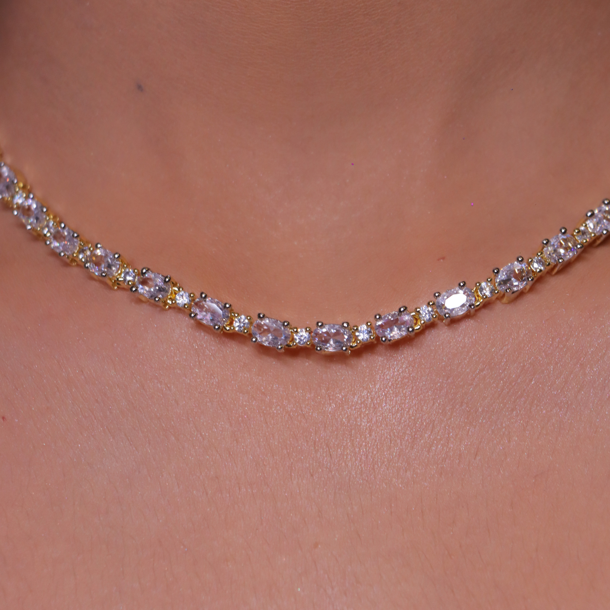 "DMONDE" Gold Shimmer Diamond String Set
