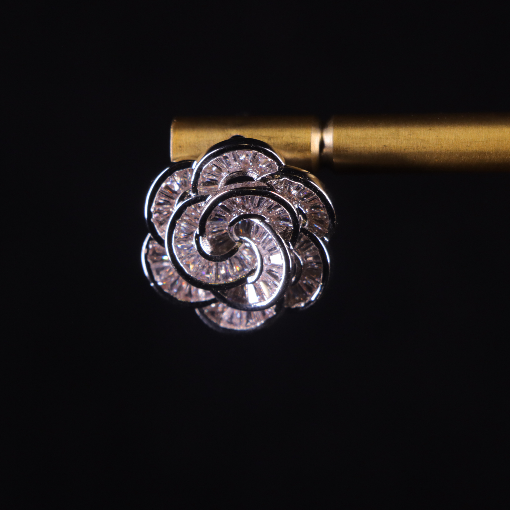 "AMARA" Silver Swirl Earrings