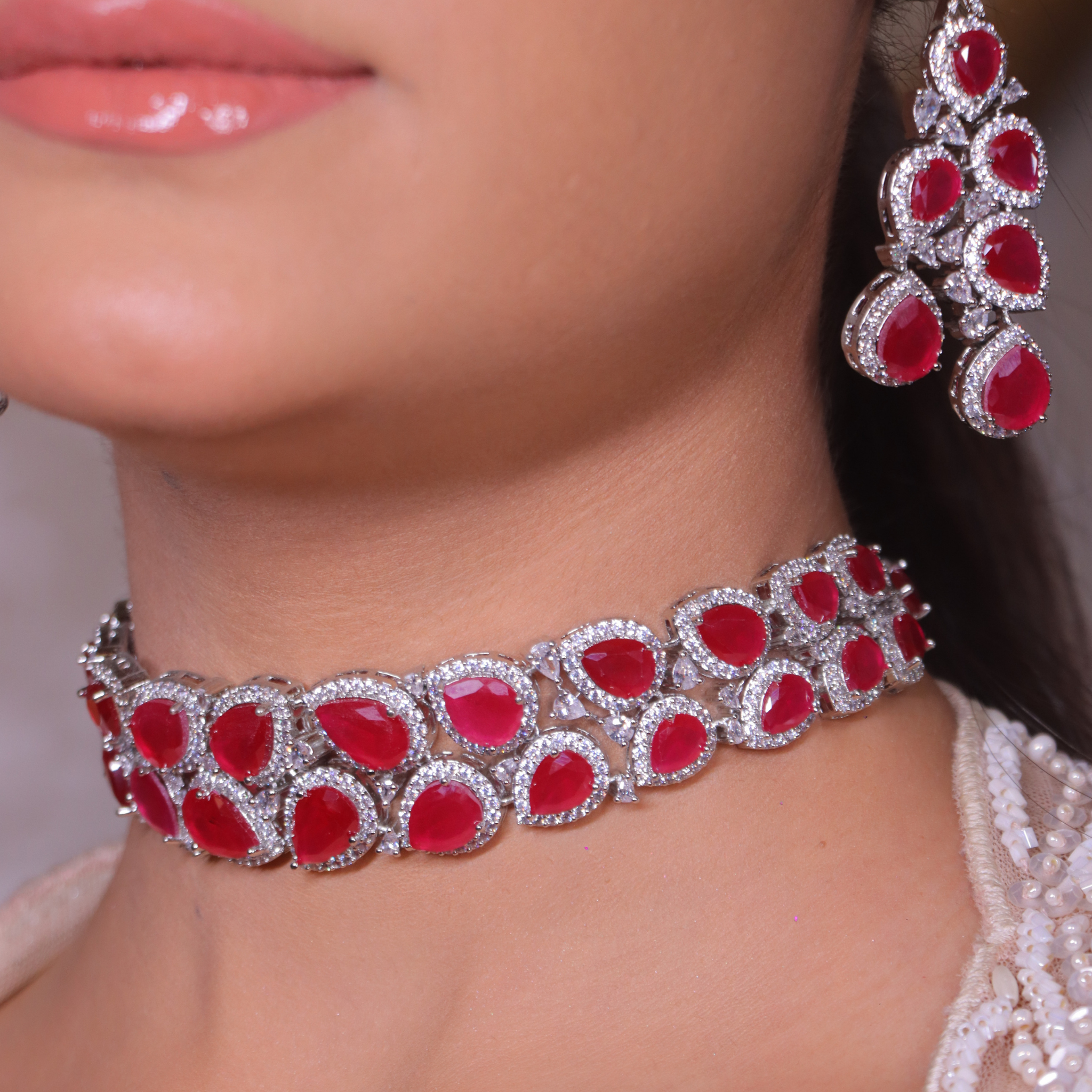 "DMONDE" Maharani Ruby Choker Set