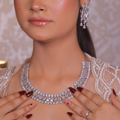 "DMONDE" Plush Diamond Necklace Set