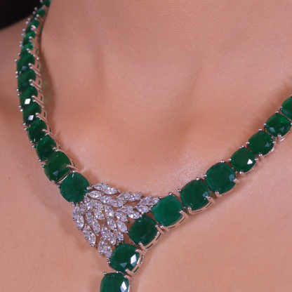 "DMONDE" Boutique Emerald Diamond Necklace Set