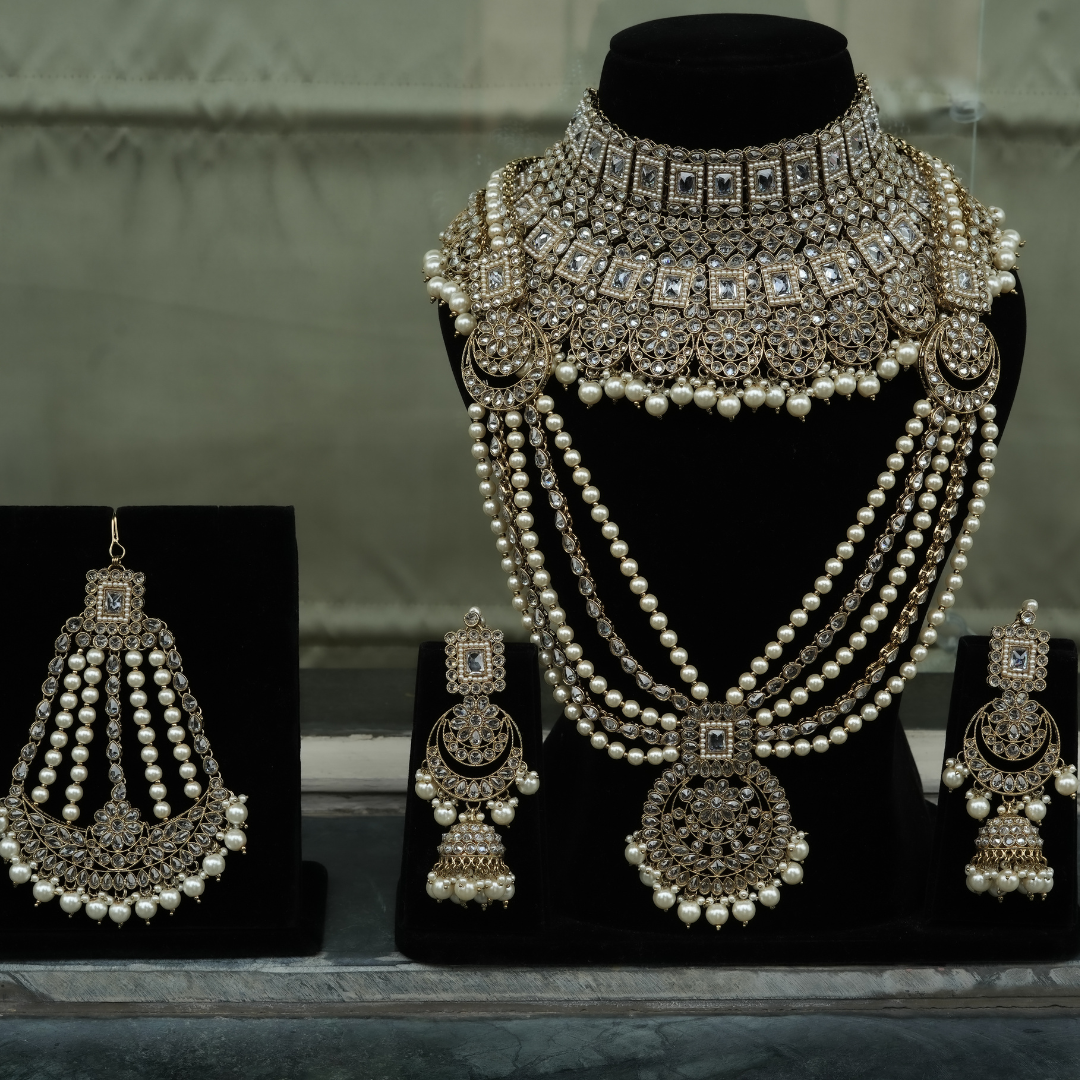 "KYARA" Moonshine White Full Bridal Set (9 pcs)