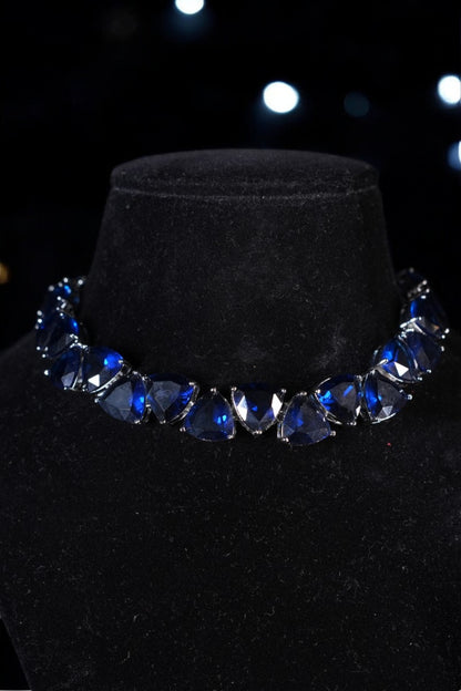 "DMONDE" Sapphire Triangle Necklace Set