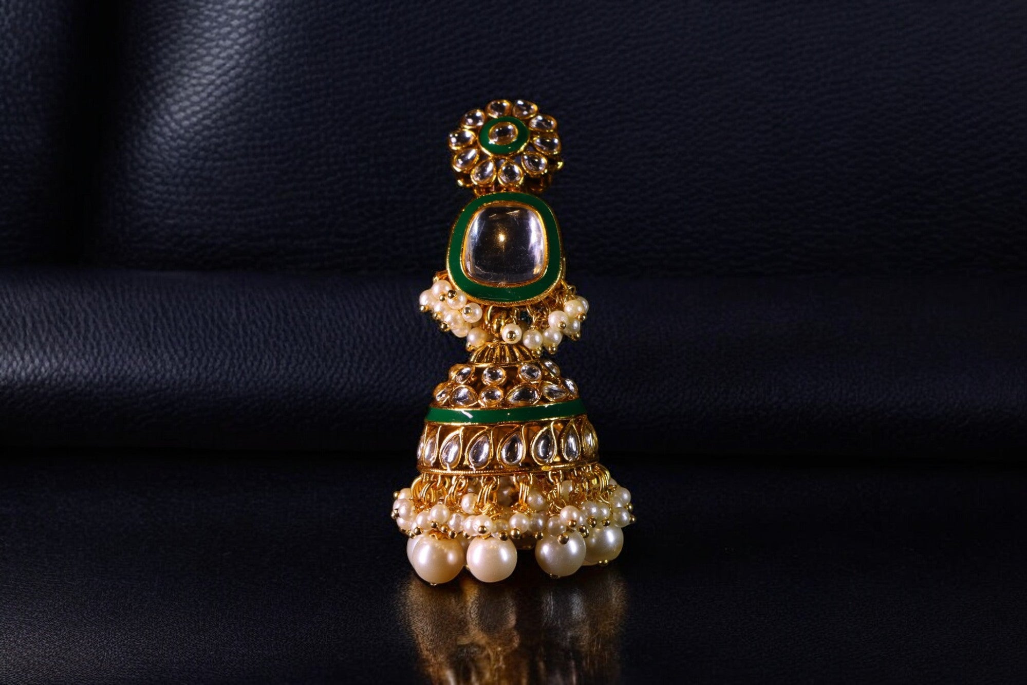 "AMIRA" Glass Green Round Kundan Set