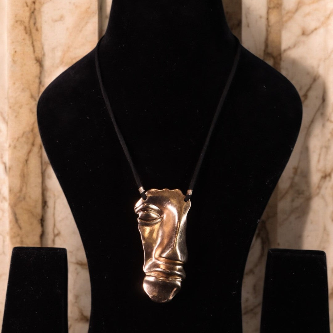 "VIENNA" Hanging Face Neckpiece