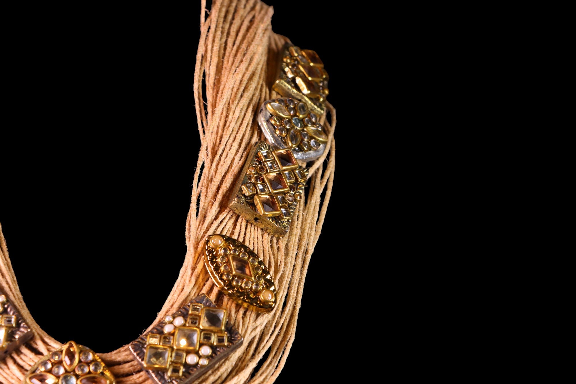 "VIENNA" Jute Neckpiece