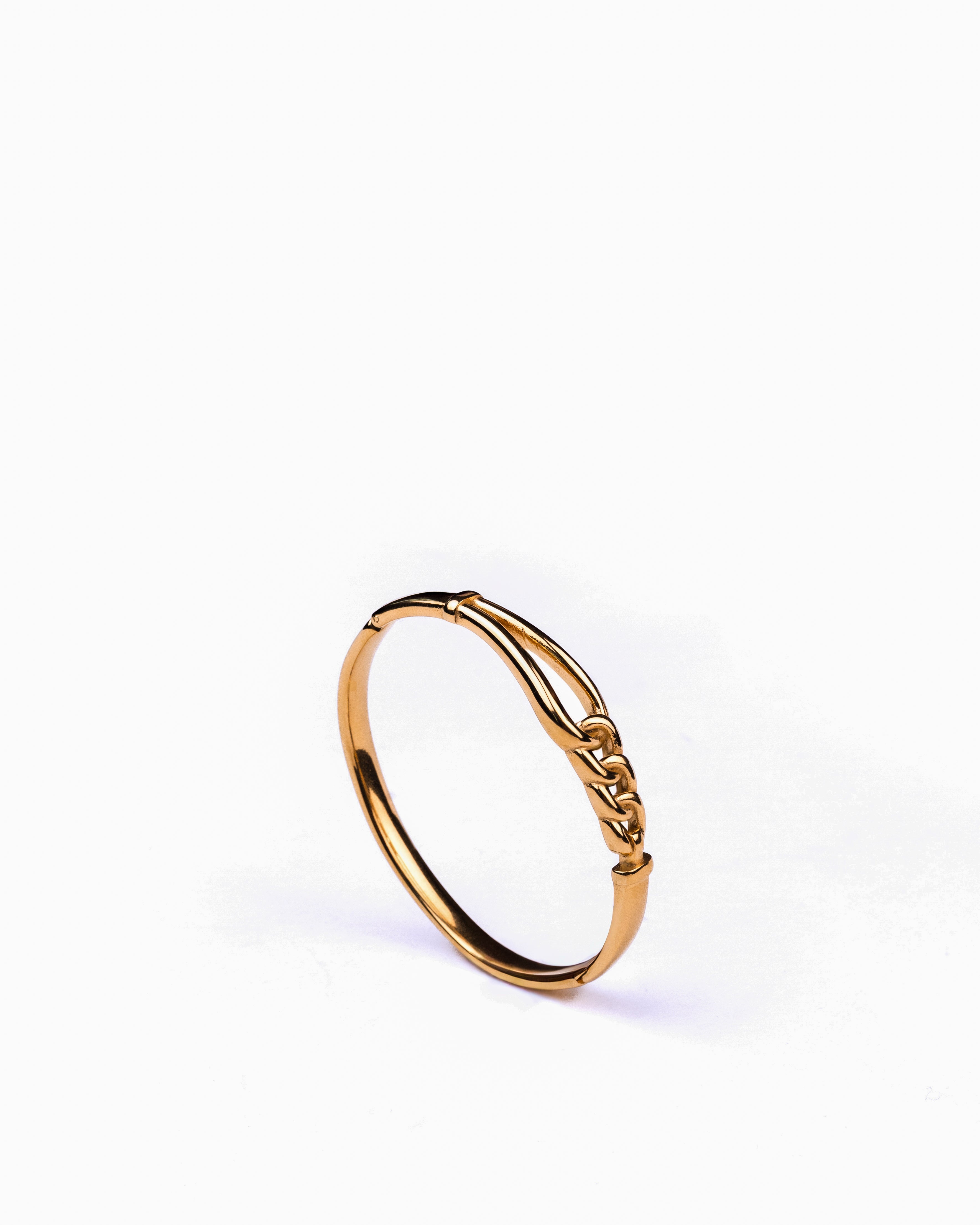 "VIENNA" Golden Weave Bangle