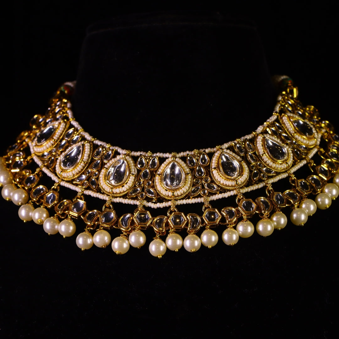 "AMIRA" Tusk Gold Kundan Necklace Set