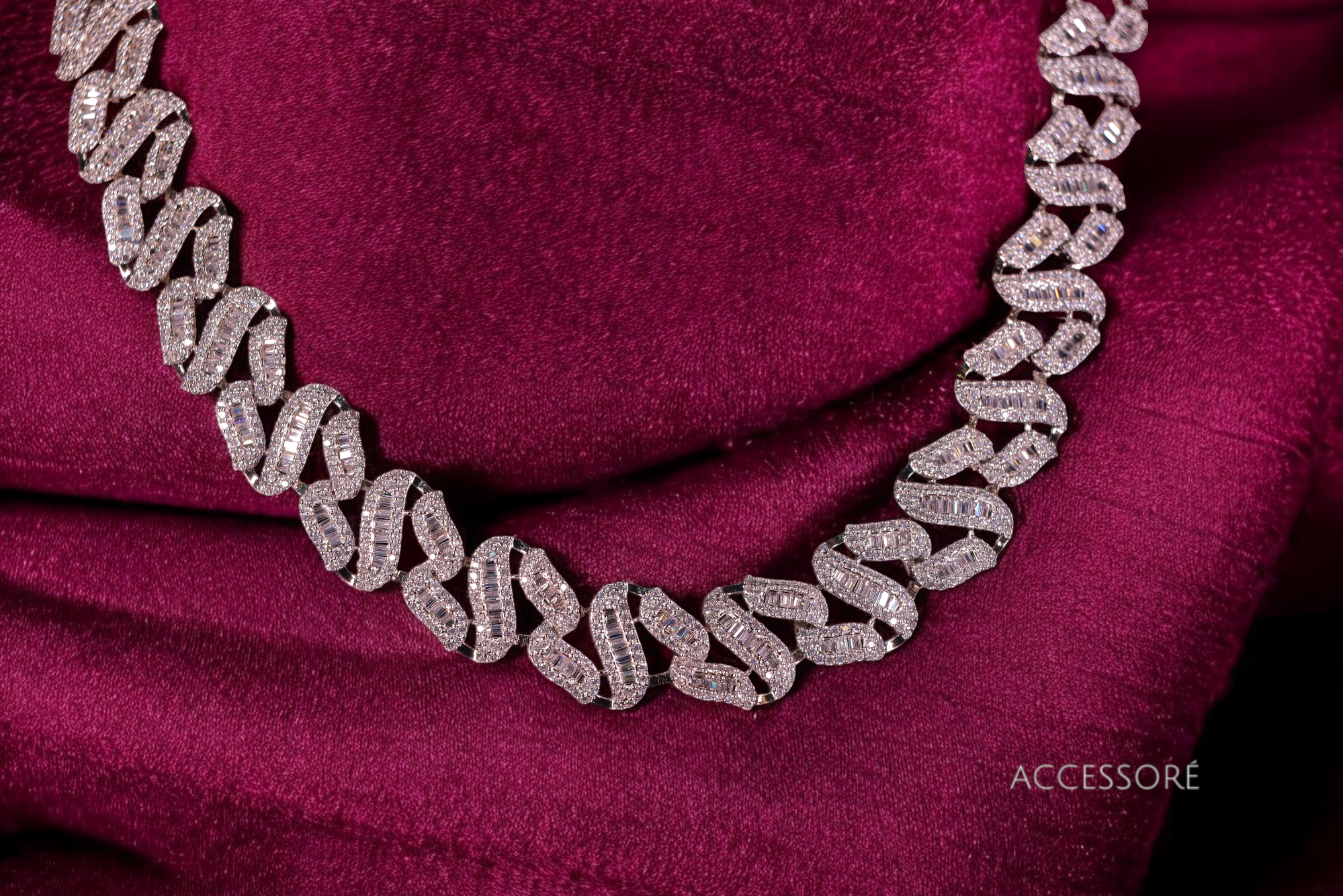 "DMONDE" Frostz Silver Diamond Necklace Set