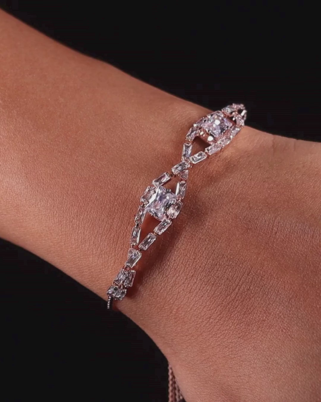 "VIENNA" Interlace Bracelet